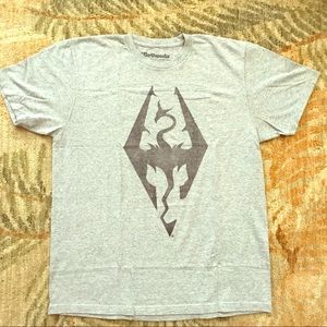SKYRIM Bethesda Gray Shirt